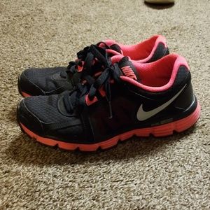 Nike Dual Fusion Running Shoes